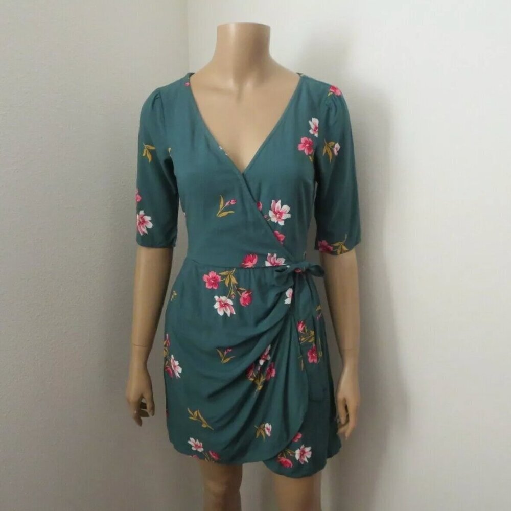 NWT Abercrombie Womens Wrap Front Floral Dress Size XXS Green Half Sleeve